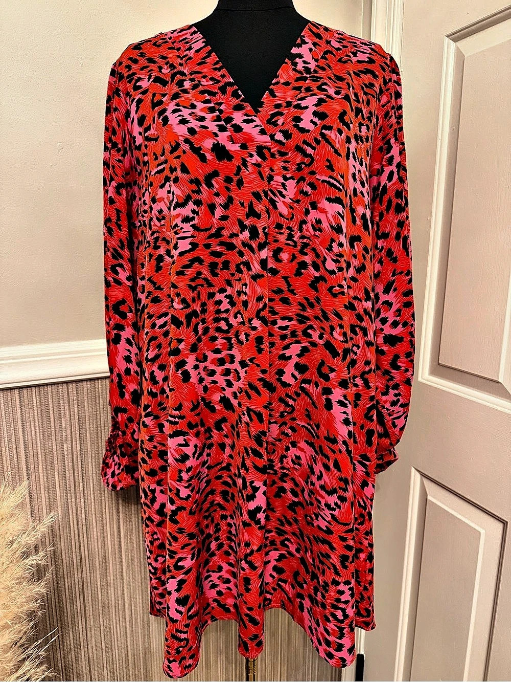 JODIFL 1X Pink Red Leopard Print Balloon Sleeve Mini Dress